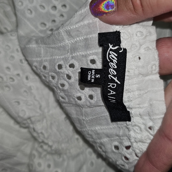 Boho style eyelet dress - Picture 9 of 9